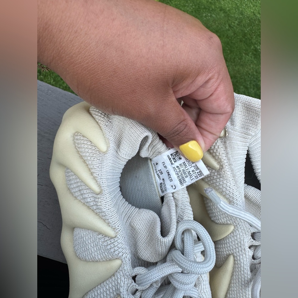 yeezy sneakers • size 4 men - Picture 6 of 11